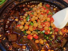 -有红鸡毛店·砂锅菜(抚琴夜市店)