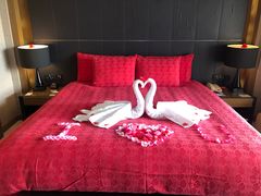 -上海滴水湖皇冠假日酒店