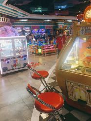 -LuckyStar幸运星家庭娱乐中心(东莞国贸店)