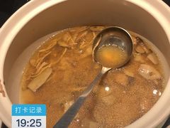 -黔蘑菇四季餐厅(观山湖店)