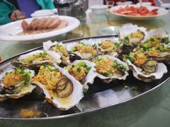 蒜蓉蒸生蚝-辉记虾塘海鲜农庄