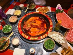 -蜀辣居鲜货老火锅(双流万达店)