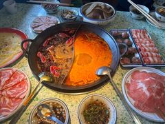 -鸿姐老火锅(疁城新天地店)