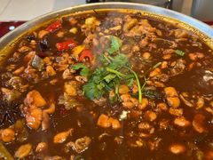 -鸿亨泰杂鱼馆(港馨家园店)