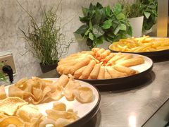 -川骄海鲜自助(王府井奥莱UP TOWN店原世界之花店)