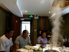 -马路边上·小海鲜烧烤(八一路店)