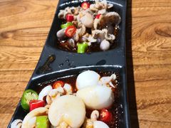 -东来菜馆•手抓海鲜家常菜•海鲜锅贴(鸽子窝店)
