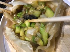 -方国老头包子·39年威海本地老字号•小船海鲜疙瘩汤