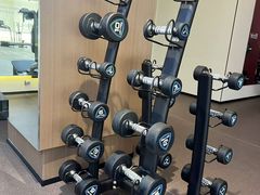-威克健身游泳(万菱汇店)