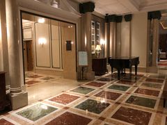 -广州富力丽思卡尔顿酒店