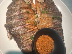 -肥肥虾庄·金牌油焖大虾(沙湖店)