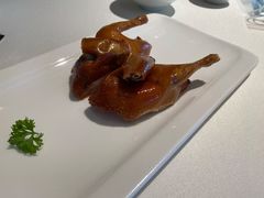大厨玻璃脆皮妙龄乳鸽-天然台1908(中建广场店)