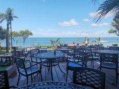 -Rizzan Sea Park Hotel Tancha Bay室内游泳池