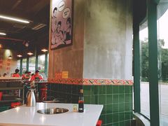 大堂-憨铁匠老火锅(龙岗万科里店)