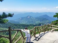 -罗田薄刀峰风景区
