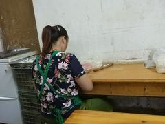 -胖子馄饨坊(天目大厦东南)
