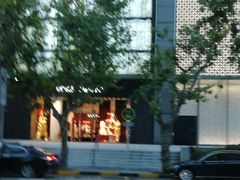 -CHANEL(恒隆广场店)