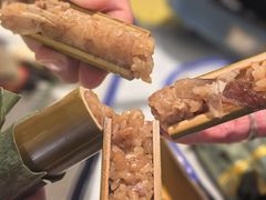 -刘姐啤酒鱼民族演艺餐厅(西街总店)