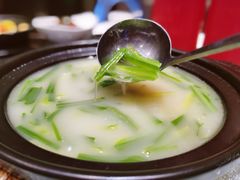 韭菜生蚝汤-拾贝海鲜馆（海鲜粤菜）(花果园店)