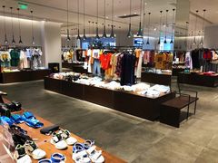 -URBAN REVIVO(北京大兴凯德MALL店)