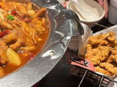 -胖哥俩肉蟹煲(重庆观音桥大融城店)