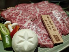 -山川小町·极番烧肉(新地假日广场店)