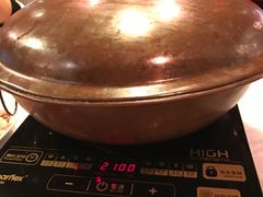 -鲜入围煮花胶鸡海鲜火锅