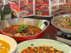 -川流不息·地道川菜·小龙虾(松东路店)