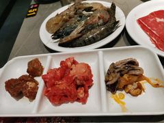 -山焱·炭火自助烤肉(周浦万达店)