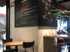 -MOMENTI手工意面(晶耀前滩店)