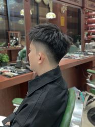 -尼特斯男士发型馆