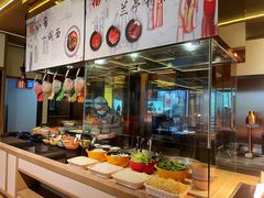 面档-大中华希尔顿酒店-念自助餐·嗨啤·小龙虾