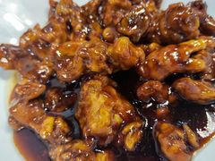 -洛东土菜馆(建国北路店)