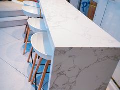 -奈雪的茶(亨特国际广场店)