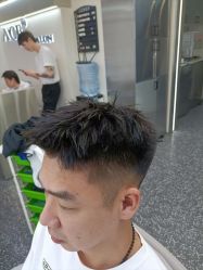 -东梵造型·烫发染发接发连锁SALON