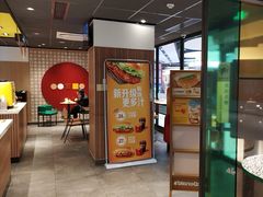 -麦当劳(百联西郊购物中心店)
