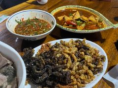 -汤锅大王(新平曹苏黄牛汤锅有限公司)