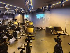 -TANGO LIVEHOUSE动感单车(巴黎春天店)