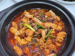 -丹水桥地锅鱼·翘嘴鲌·地方特色全鱼宴(丹江口大坝店)