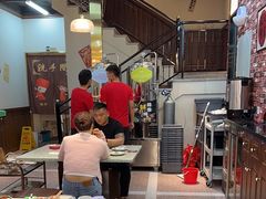 -鸿姐老火锅(花园路店)