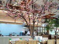 -蜜桃餐厅·伴山(湖滨商业街店)