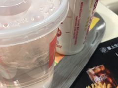 -麦当劳(东直门外大街店)