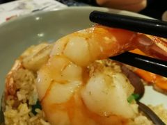 -大头虾越式风味餐厅(光明广场店)