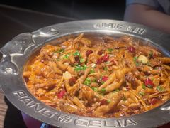 -胖哥俩肉蟹煲(上海悦荟广场店)