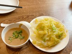 水爆粉丝白菜-清真吴记门钉肉饼·喜多利
