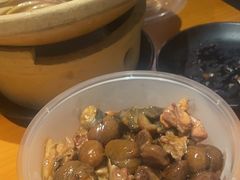 板栗烧仔鸡-莲餐厅·湖北菜·藕汤老手艺(愚园路店)