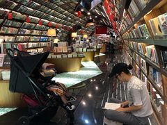 -钟书阁
