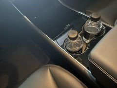 -TESLA 特斯拉(深圳坂田特斯拉中心)