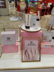 点击看大图 -奥伦纳素Erno Laszlo