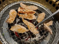-山川小町·极番烧肉(新地假日广场店)